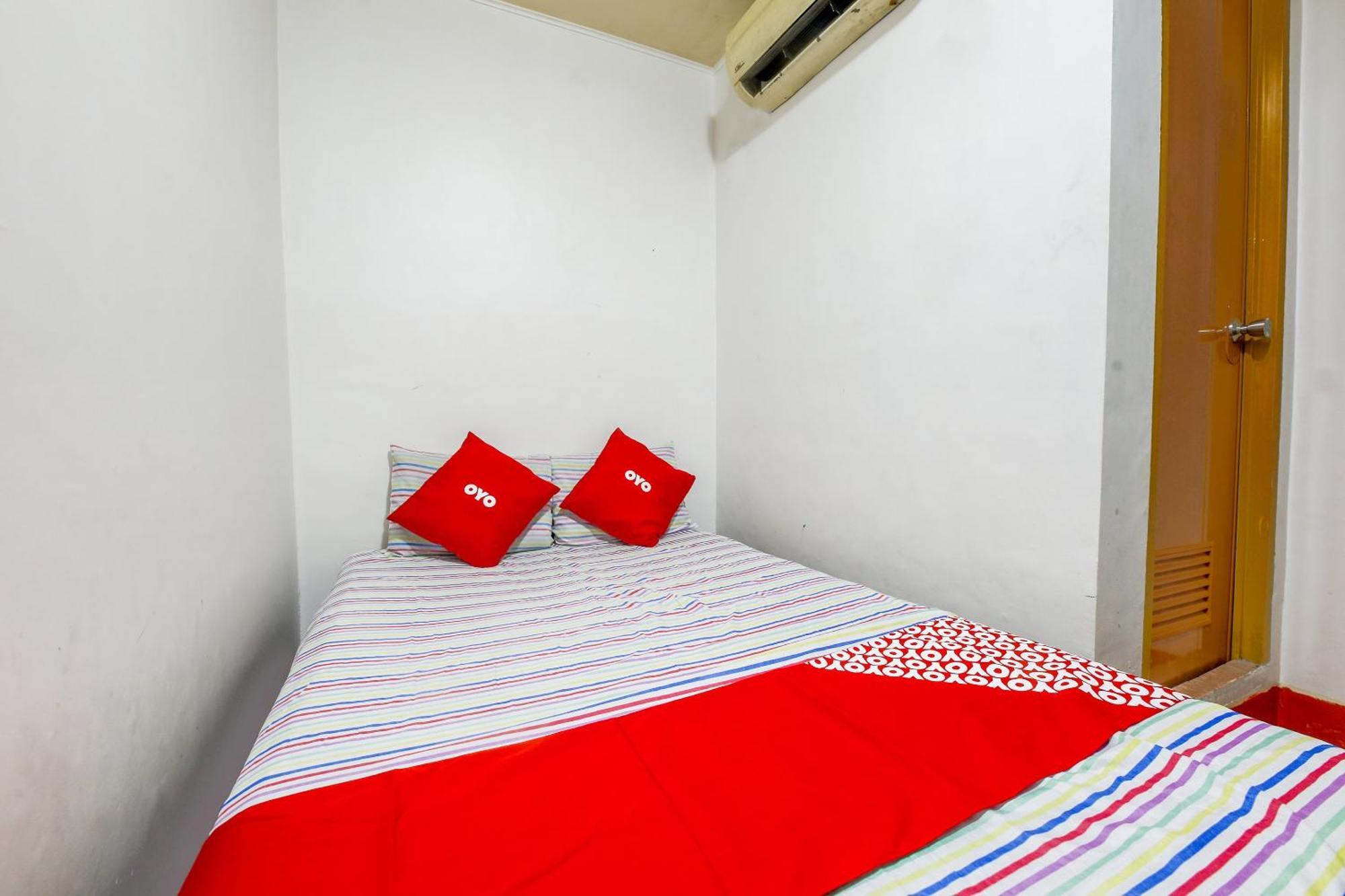 Busline Apartelle Кесон-Сити Экстерьер фото